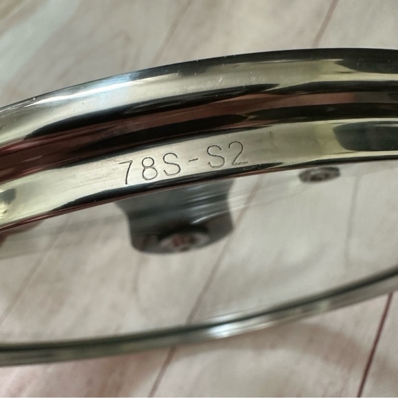 T-Fal Tempered Glass Lid With Vent - Inner Diameter 7.5” Reference 78S-S2 - Picture 4 of 5